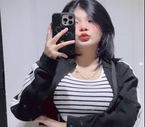 สาวสวยด้วยความสุข
