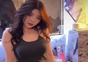 สายเครื่องบินดังนั้นโปรดนอนหลับขอบคุณบ้านของแฟนเก่าเพื่อให้ได้ฝนและฝนที่น่าสนใจ